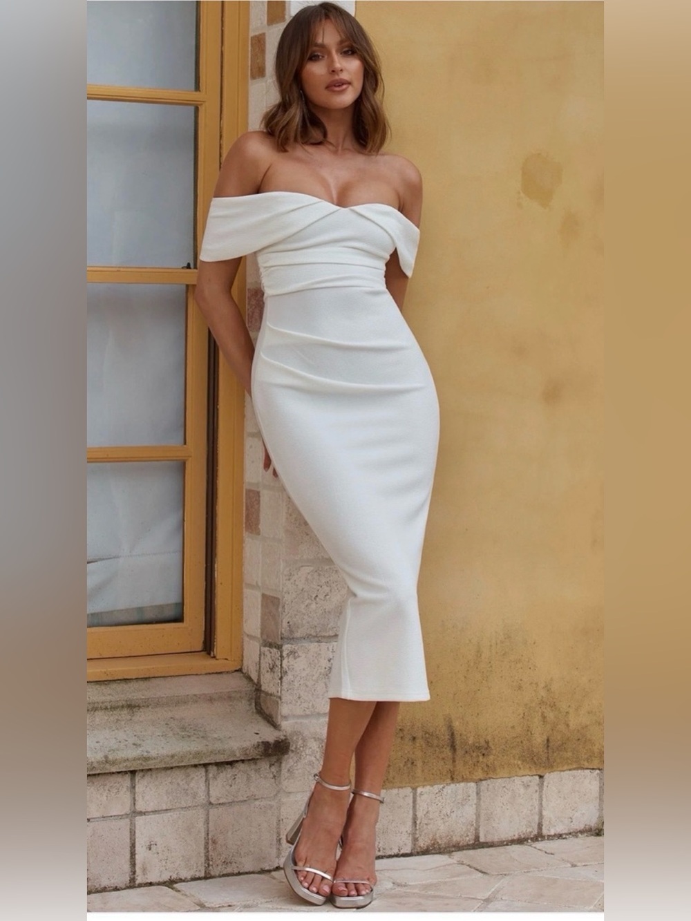 NWT Selfie Leslie One-Shoulder White Midi Dress